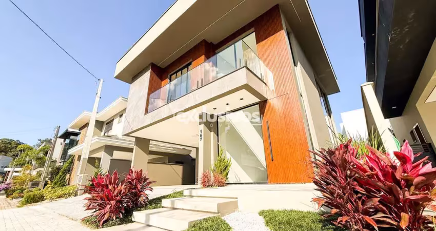 Casa alto padrão no condomínio quinte essence com 3 suítes com 237m²