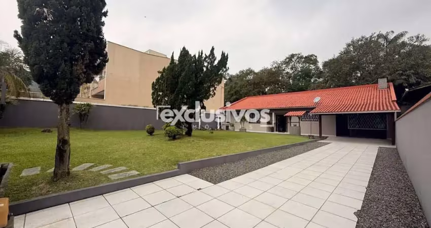 Casa plana em super terreno no bom retiro em promoção por 659 mil.