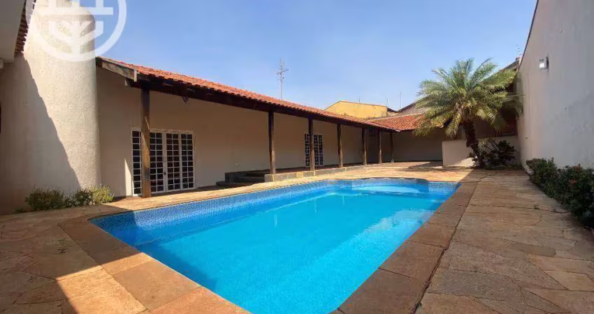 Casa com 3 dormitórios à venda, 400 m² por R$ 950.000,00 - City Barretos - Barretos/SP