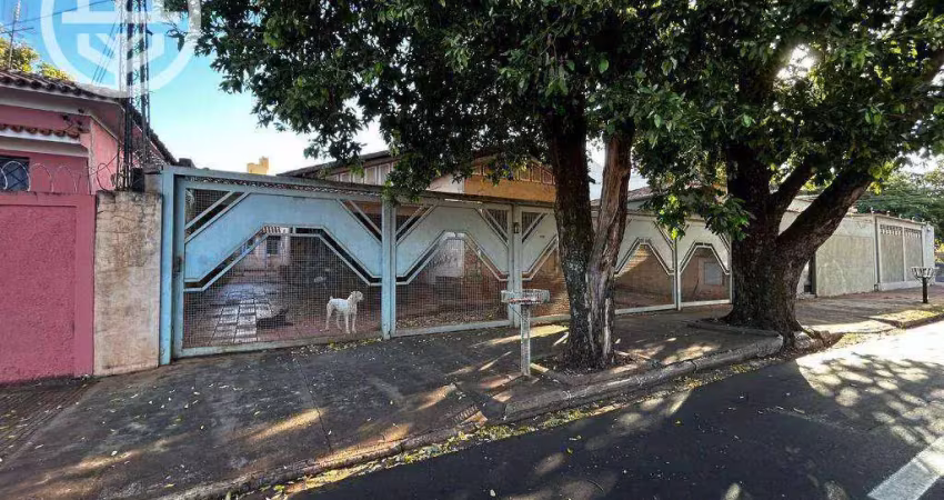 Casa com 3 quartos à venda no Centro, Barretos 