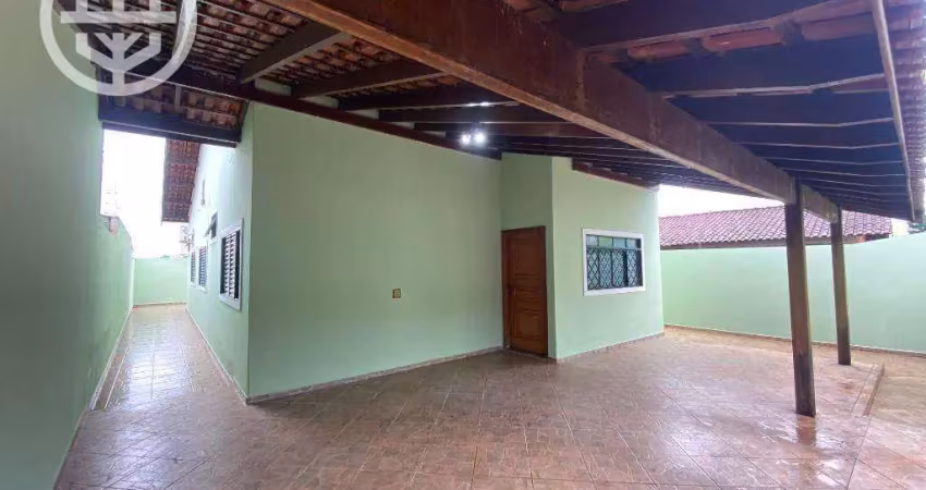 Casa com 3 dormitórios à venda, 190 m² por R$ 550.000,00 - América - Barretos/SP