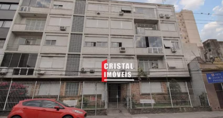 Apartamento térreo 3 dormitórios com pátio a venda no Bairro Bom Fim (Edifício Quarai) - A22699