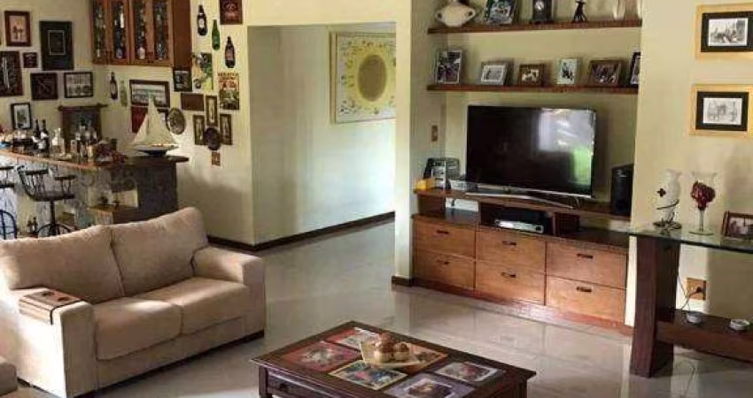 Casa à venda, 700 m² por R$ 3.500.000,00 - Recanto Suíço - Vargem Grande Paulista/SP