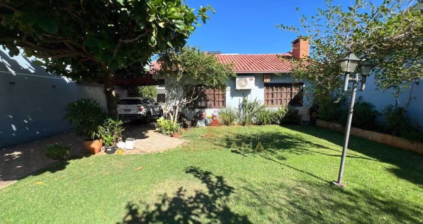 Casa com 3 quartos à venda na Rua David Cordeiro, Jardim Panorama, Foz do Iguaçu