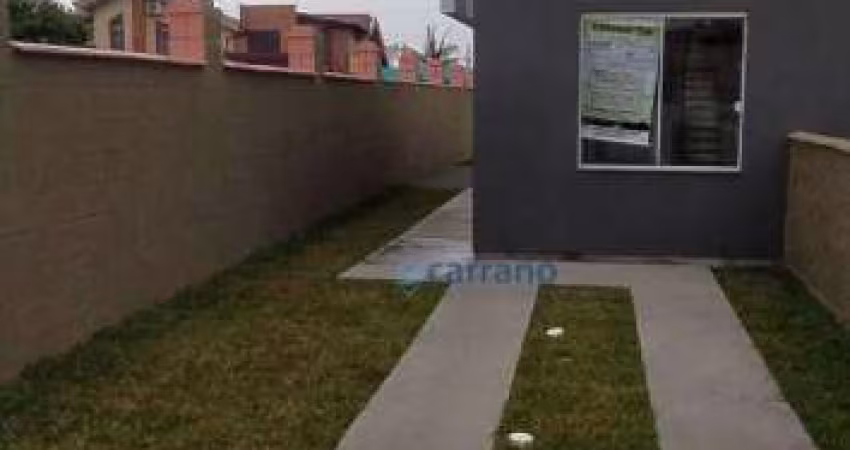 Sobrado com 3 dormitórios, sendo 2 suítes à venda, 111 m² por R$ 540.000 - S Joao Rio Vermelho - Florianópolis/SC