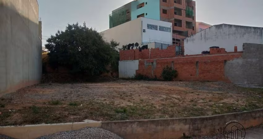 Terreno à venda na Joaquim de Carvalho Gil, Jardim Wanel Ville V, Sorocaba