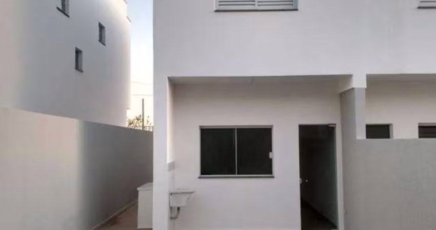 Casa em condomínio fechado com 2 quartos à venda na Rodovia João Leme Dos Santos, 117, Jardim São Lucas, Salto de Pirapora