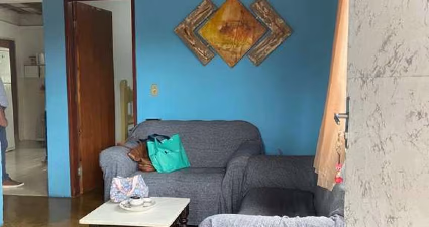 Terreno à venda na Rua Elvira das Dores, Jóquei Clube, São Gonçalo