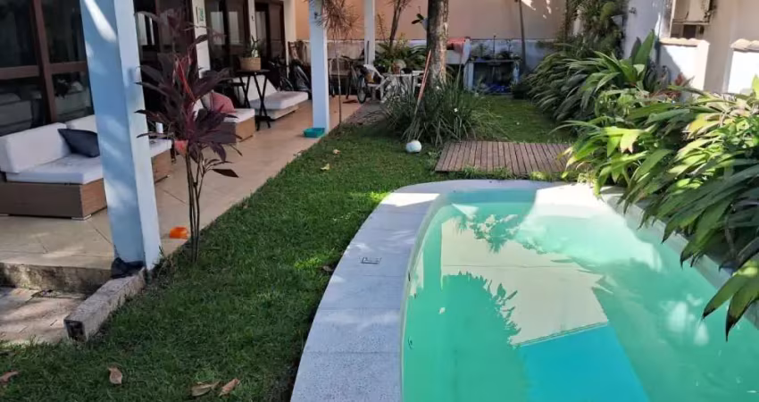 Casa com 3 quartos à venda na Loteamento Cafuba, Piratininga, Niterói