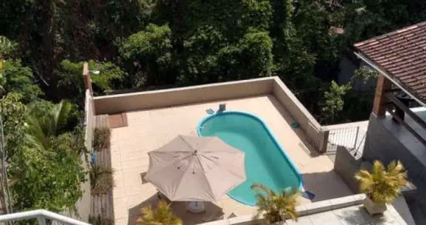 Casa com 3 dormitórios/Itaipú