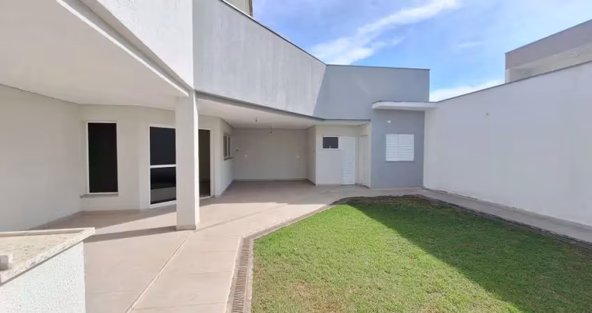 Casa com 4 quartos à venda, 243 m² por r$ 950.000 - condomínio gold park residence