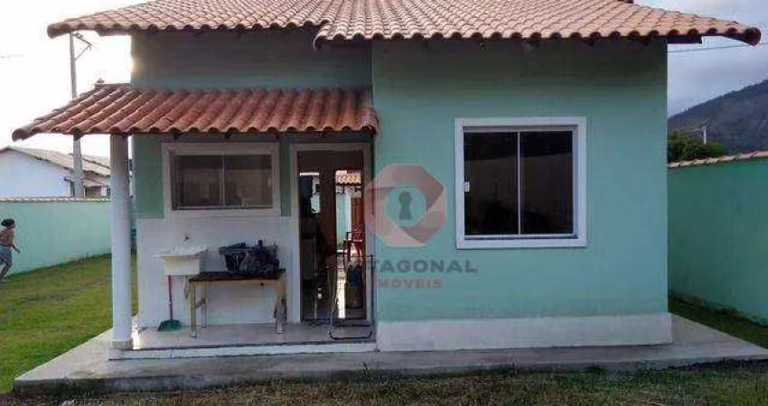 Casa com 2 dormitórios à venda, 63 m² por R$ 450.000,00 - Jardim Atlântico Central (Itaipuaçu) - Maricá/RJ