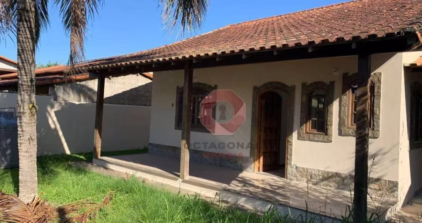 Casa com 2 dormitórios à venda, 120 m² por R$ 450.000,00 - Itapeba - Maricá/RJ