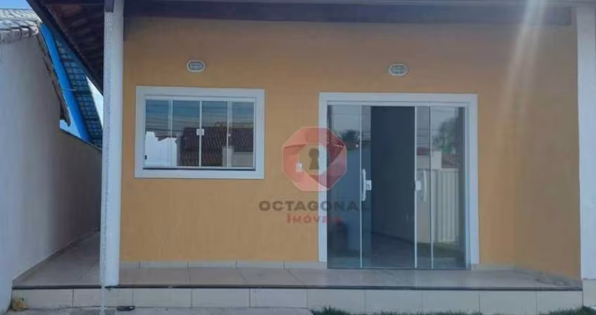 Casa com 2 dormitórios à venda, 80 m² por R$ 395.000,00 - Itapeba - Maricá/RJ