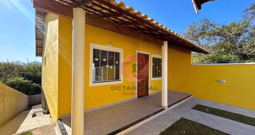 Casa com 2 dormitórios à venda, 80 m² por R$ 360.000,00 - Itapeba - Maricá/RJ