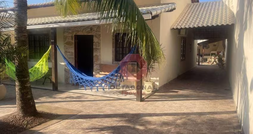 Casa com 3 dormitórios à venda, 120 m² por R$ 550.000,00 - Jardim Atlântico Oeste (Itaipuaçu) - Maricá/RJ