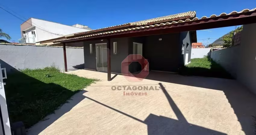 Casa com 3 dormitórios à venda, 140 m² por R$ 450.000 - São José do Imbassaí - Maricá/RJ
