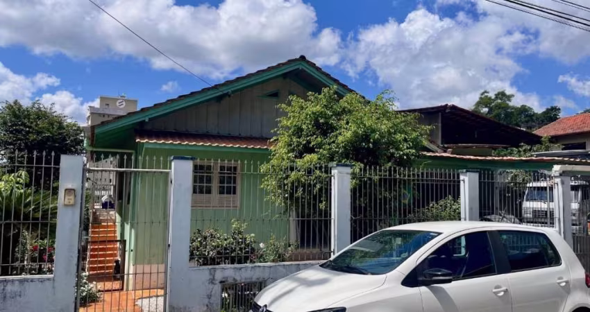 Casa com 3 dormitórios à venda, 197 m² por R$ 463.000,00 - Escola Agrícola - Blumenau/SC