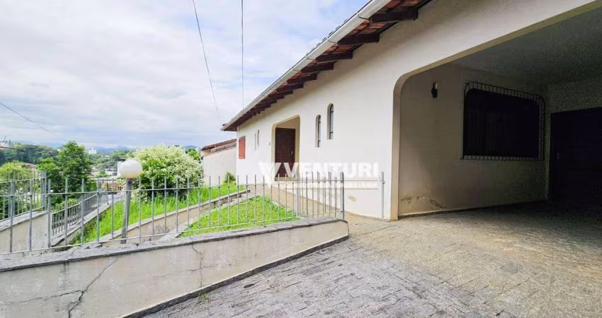 Casa com 6 dormitórios à venda, sendo 1 suíte, 350 m² por R$ 800.000 - Água Verde - Blumenau/SC
