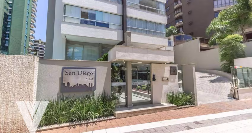 Apartamento com 3 dormitórios para alugar, 121 m² por R$ 8.722,00/mês - Jardim Blumenau - Blumenau/SC