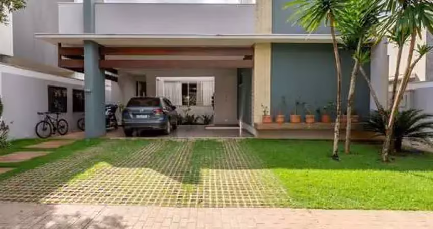 Casa em condomínio para venda com 3 quartos, sendo 3 suítes, 346.9m²