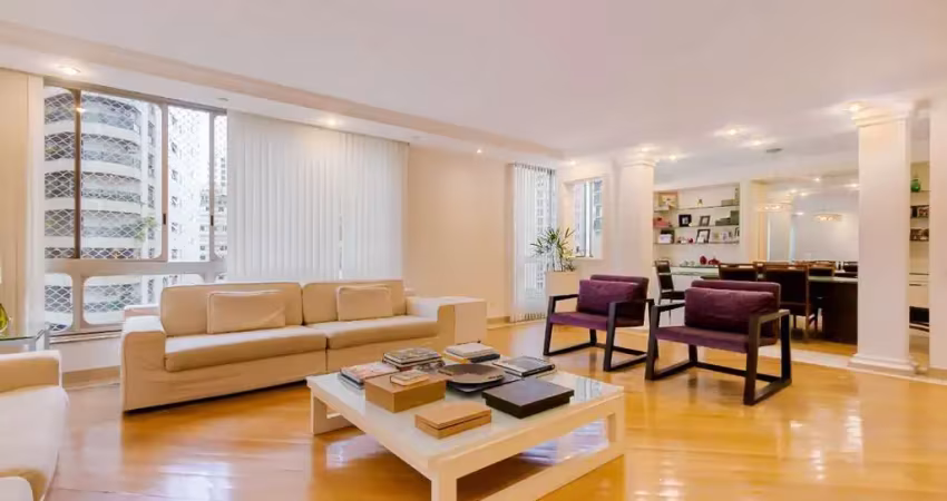 Apartamento tipo para venda com 3 quartos, sendo 1 suíte, 250m²