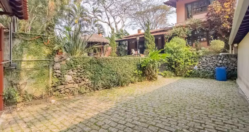 Casa no condomínio clube castelo para venda com 3 quartos, sendo 2 suítes, 306m²