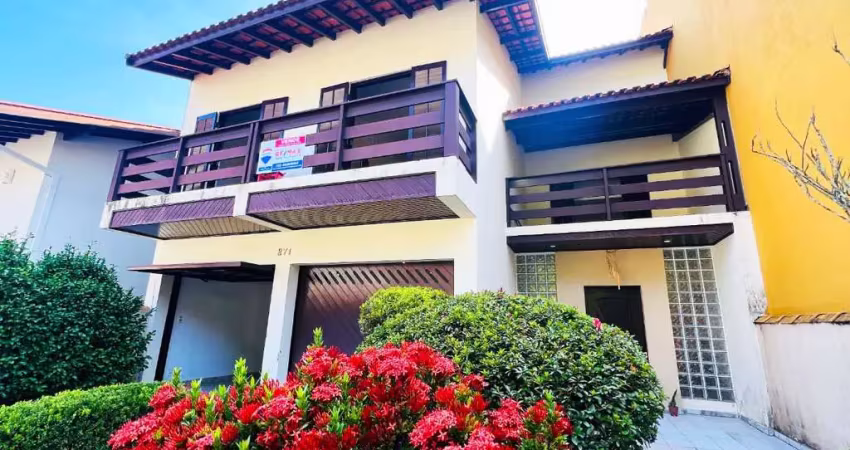 Casa no condomínio Panorama para venda com 3 quartos, sendo 1 suíte, 239m²