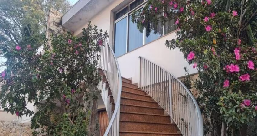 Casa com 4 quartos para alugar no Planalto Paulista, São Paulo 