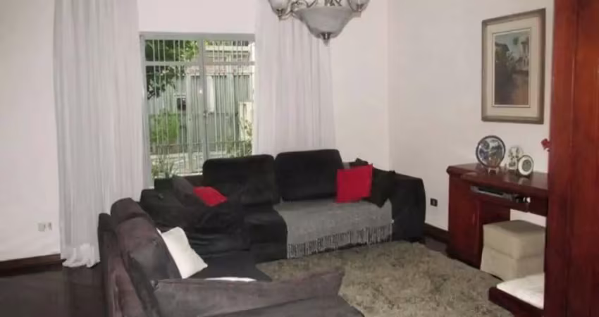 Casa com 3 quartos à venda na Rua Padre Luiz da Grã, Saúde, São Paulo