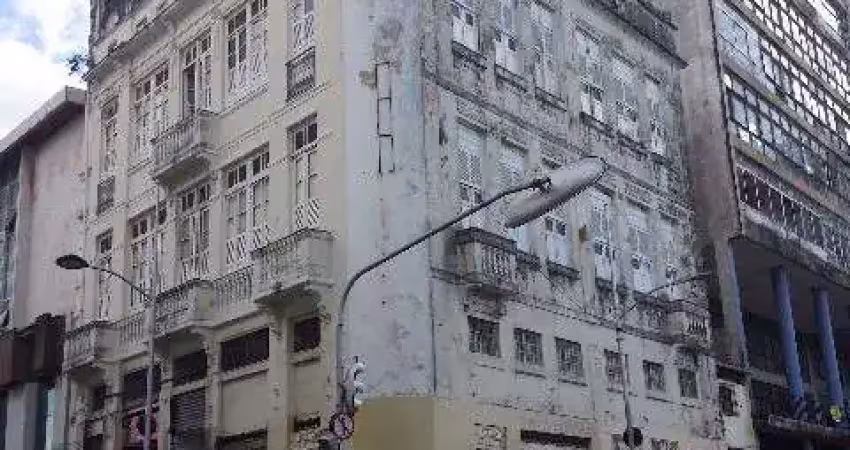 Hotel no centro histórico 20 quartos sendo 15 suítes