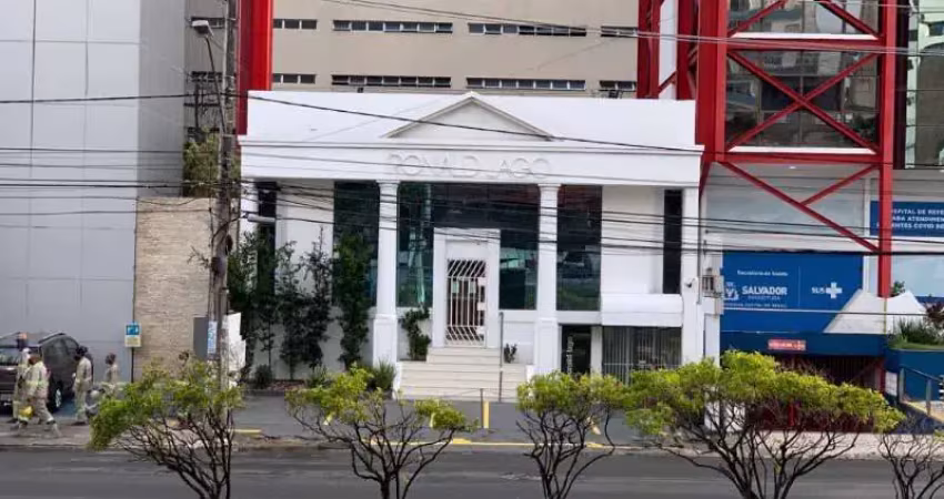 Excelente imóvel comercial  para locação com 555,96m2 na avenida tancredo neves - itaigara
