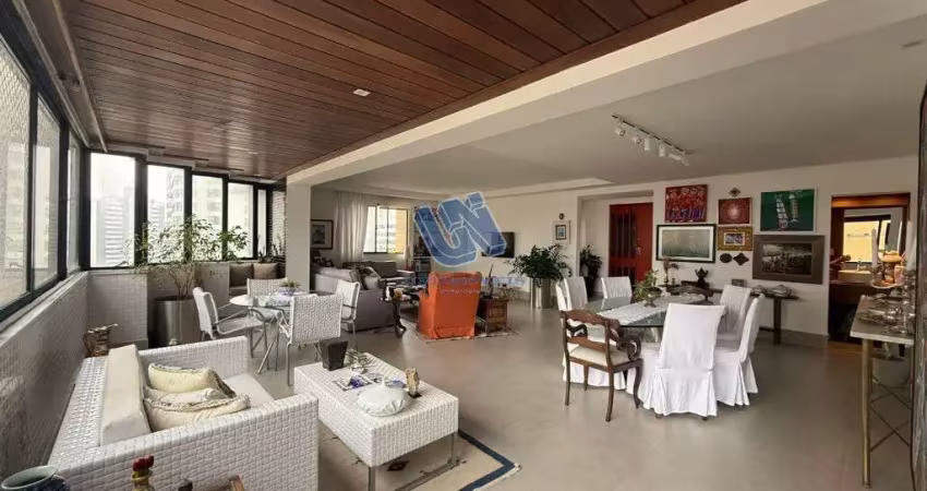 Apartamento 4/4 com três suítes com 240,00m² no horto florestal