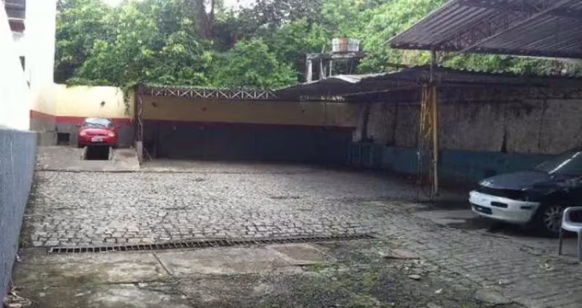 Terreno em condomínio fechado à venda na Avenida Anita Garibaldi, Federação, Salvador