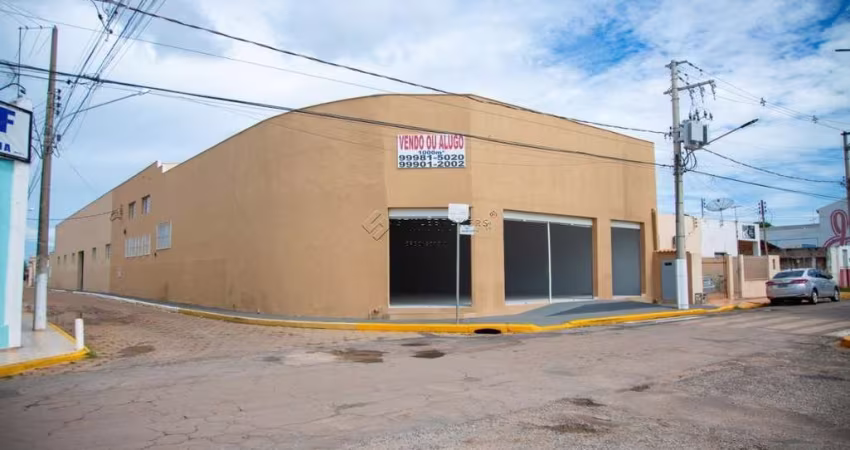 Prédio à venda na Coronel Farias, 72, Centro, Cáceres