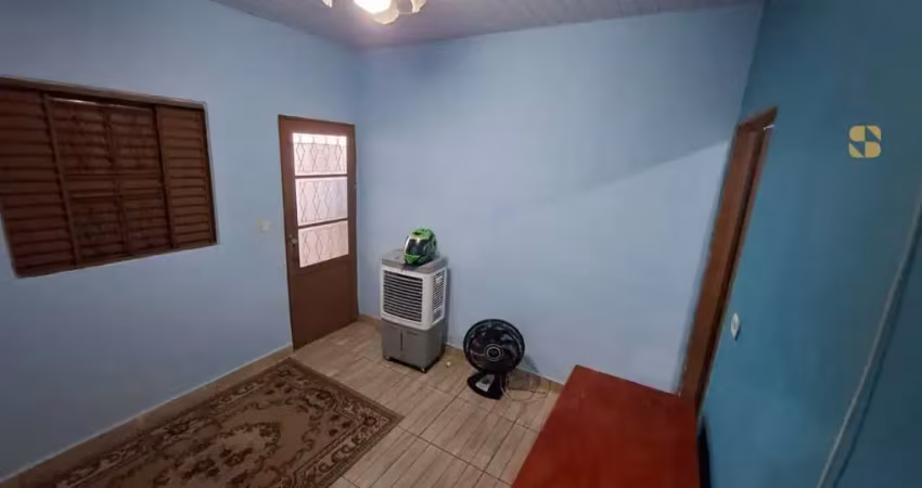 Kitnet / Stúdio à venda na das Codornas, 18, Cristo Rei, Várzea Grande
