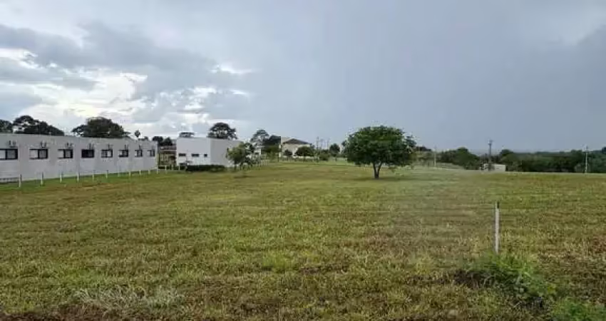 Terreno em condomínio fechado à venda na Lago do Rio Manso, Zona Rural, Chapada dos Guimarães