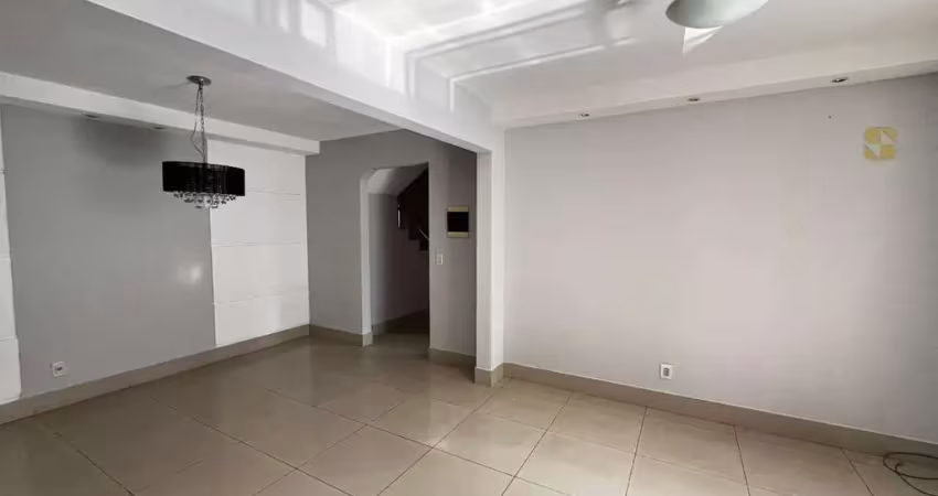 Casa em condomínio fechado com 3 quartos para alugar na Rua Clarindo Epifânio da Silva, 22, Despraiado, Cuiabá