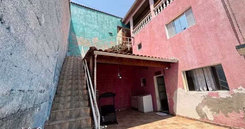 Casa com 3 quartos à venda na Rua Haiti, 62, Jardim Santa Catarina, Francisco Morato