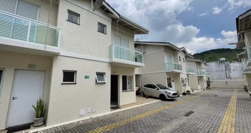 Casa com 3 quartos para alugar na Rua João Xavier de Moraes, 180, Laranjeiras, Caieiras