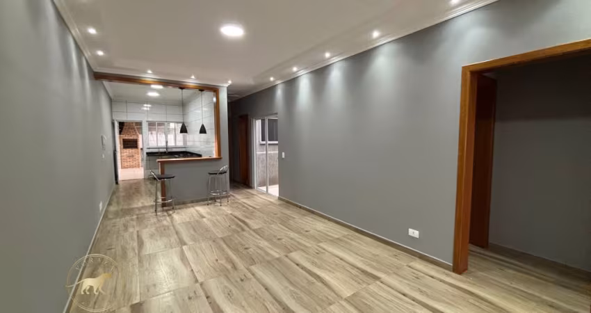 Linda Casa Térrea no Jardim Europa – Caieiras