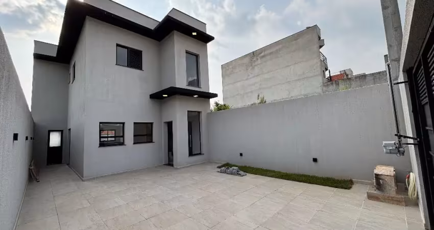 Casa com 3 quartos à venda na Rua Renato Massinelli, 115, Laranjeiras, Caieiras