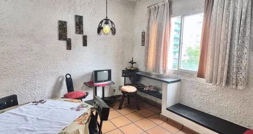 Oportunidade! 2 Dorm Mobiliado Quadra da Praia na Guilhermina. Estuda Proposta!