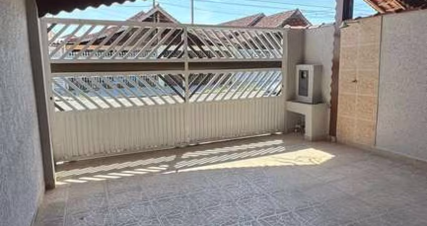Casa Geminada 2 Dormitórios 2 Vagas Cobertas Quintal com Churrasqueira