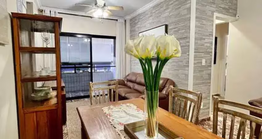 Apartamento mobiliado 2 dormitórios 2 sacadas 1 suite 1 vaga 50m da praia