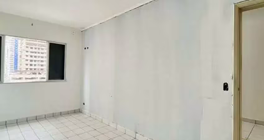 Apartamento 1 dormitório 1 vaga elevador 100m praia estuda permuta menor valor
