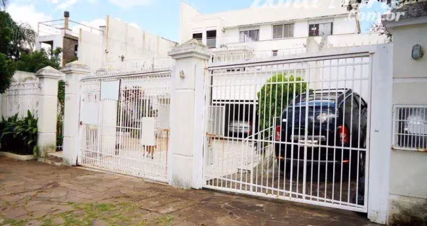 Casa com 5 quartos à venda na GENERAL SALVADOR PINHEIRO, R, Vila Jardim, Porto Alegre