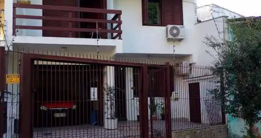 Casa com 3 quartos à venda na BAHIA, AV, São Geraldo, Porto Alegre