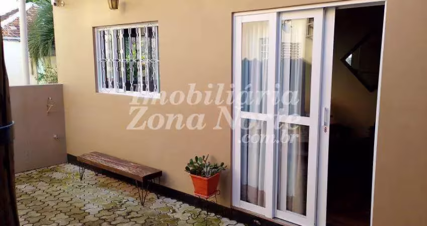 Casa com 1 quarto à venda na Avenida França, Navegantes, Porto Alegre
