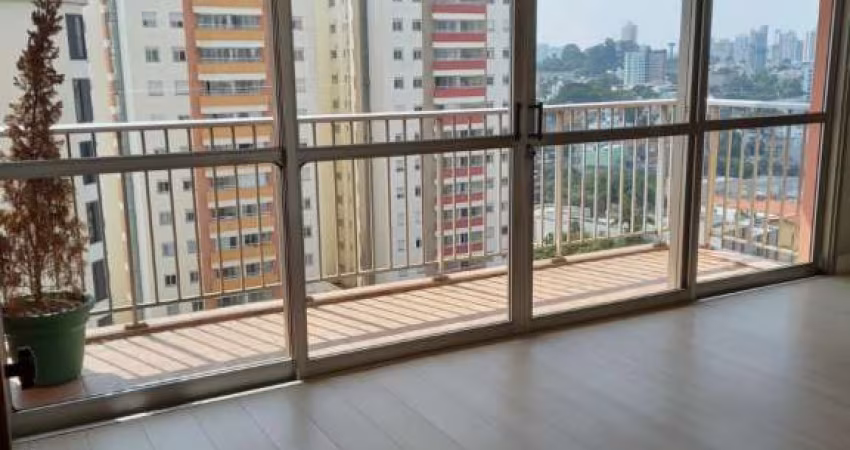 Apartamento no Bairro Vila Bastos  em Santo André.